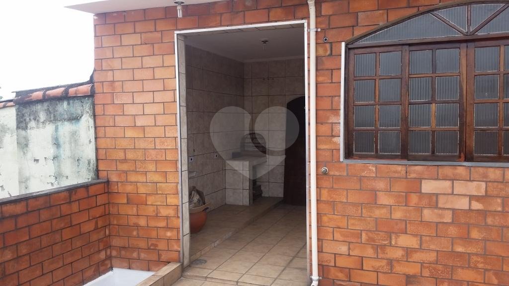 Sobrado à venda com 4 quartos em Vila Guilherme, São Paulo, SP