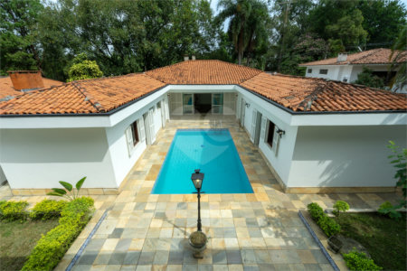 Casa Térrea à venda ou para alugar com 4 suítes em Jardim Marajoara, São Paulo, SP