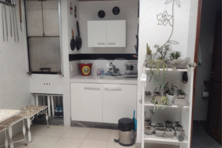 Sobrado à venda com 3 suítes em Santana, São Paulo, SP