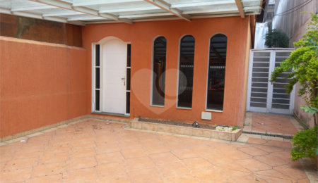 Casa para alugar com 4 quartos, sendo 1 suíte,  em Chácara Santo Antônio, São Paulo, SP