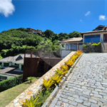 Casa à venda com 8 quartos, sendo 7 suítes, em Ferradura, Armação dos Búzios, RJ