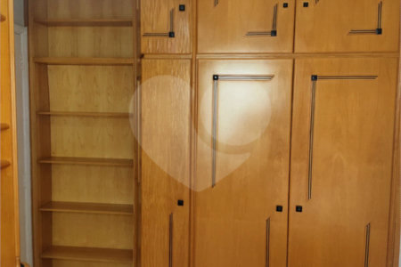Apartamento à venda com 3 quartos, sendo 1 suíte, em Indianópolis, São Paulo, SP