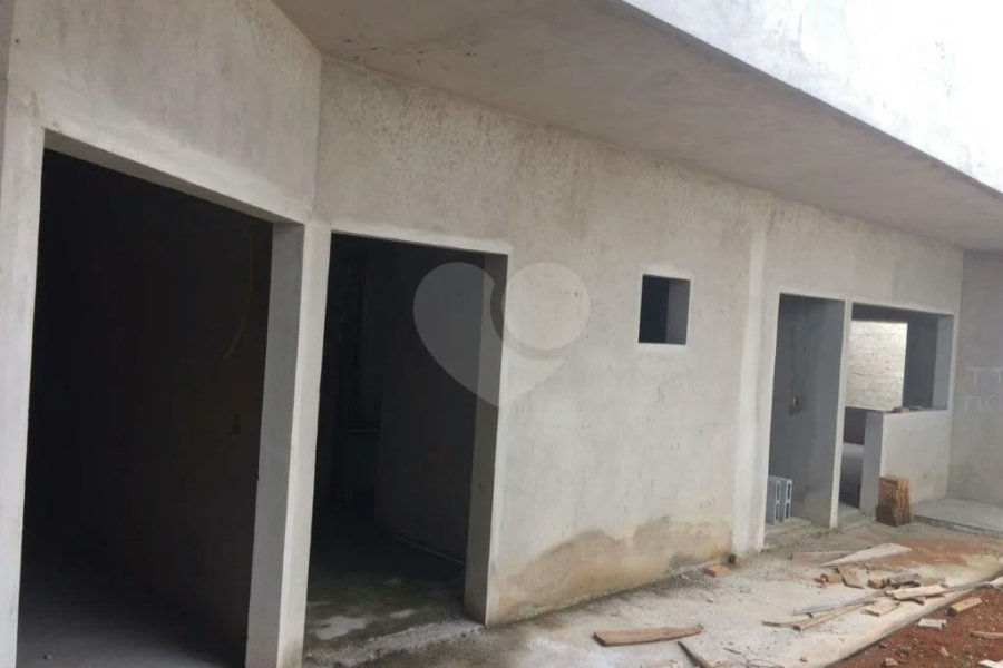 Casa à venda com 3 suítes em Tremembé, São Paulo, SP
