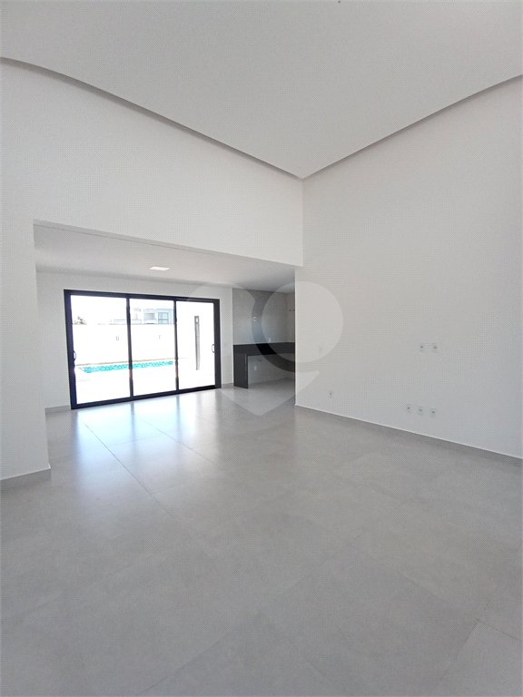 Casa à venda com 3 suítes no condomínio Alphaville Nova Esplanada 3, Votorantim - SP