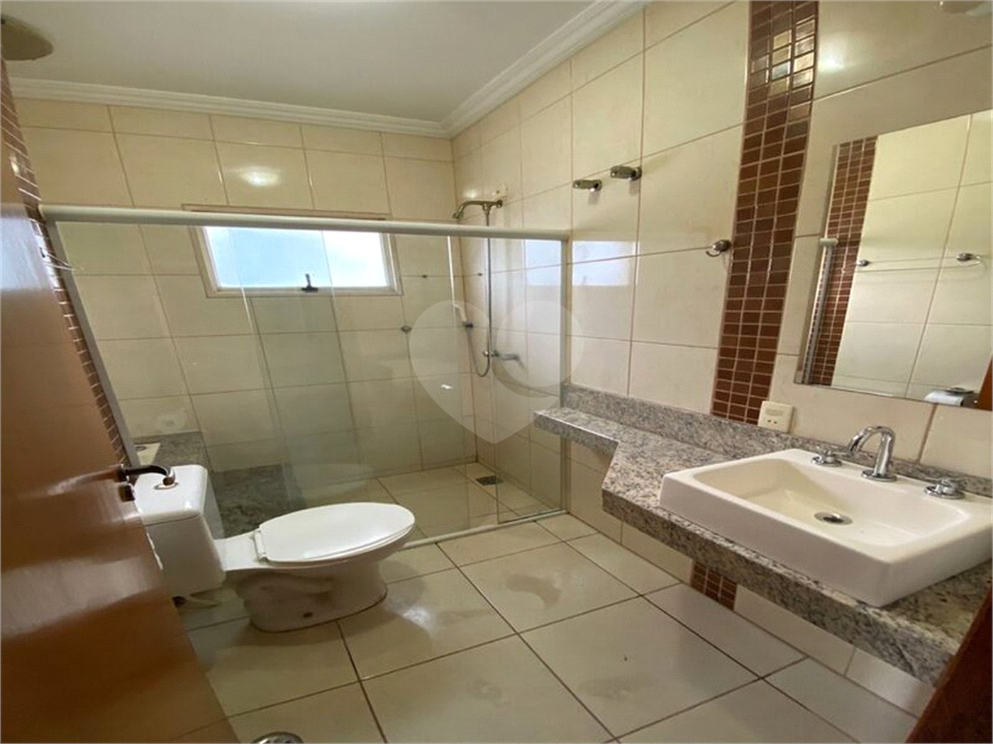 Casa à venda ou para alugar com 6 quartos, sendo 3 suítes,  no condomínio Portal de Itaici, Indaiatuba - SP