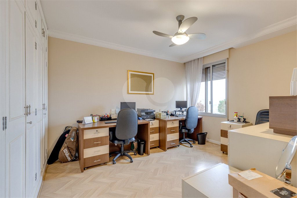 Apartamento à venda com 4 suítes em Jardim Marajoara, São Paulo, SP