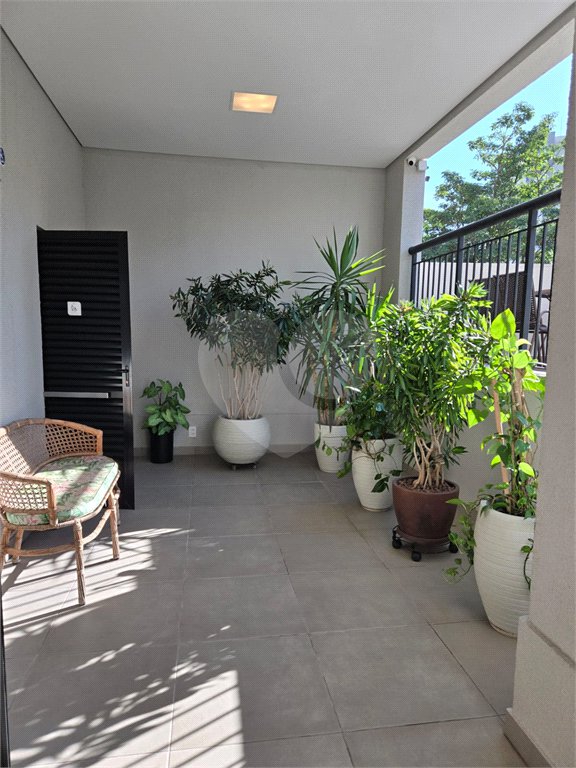 Apartamento à venda com 2 quartos, sendo 1 suíte,  em Vila Romana, São Paulo, SP