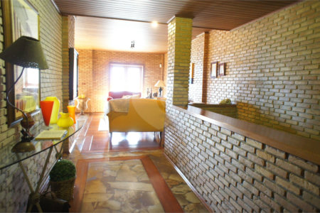 Casa à venda com 4 quartos, sendo 1 suíte,  em Vila Suissa, Mogi das Cruzes, SP