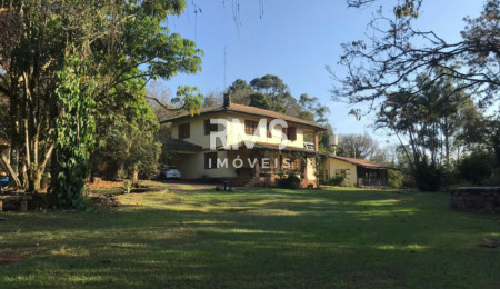 Sítio à venda com 6 quartos, sendo 1 suíte,  em Sítio Santa Terezinha, Salto, SP