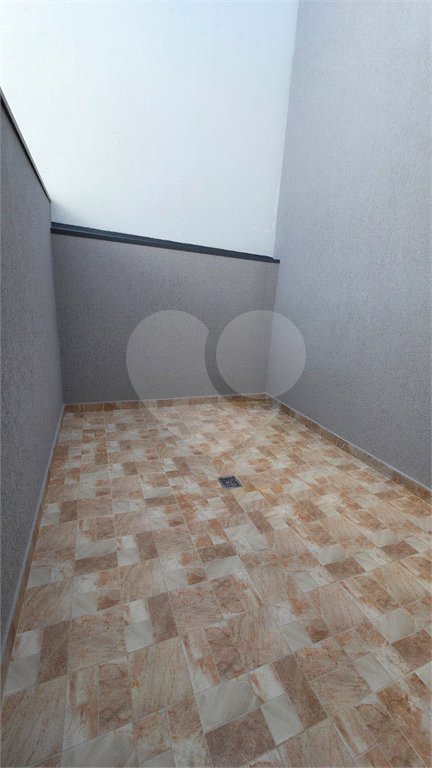 Sobrado à venda com 2 quartos em Guaianazes, São Paulo, SP