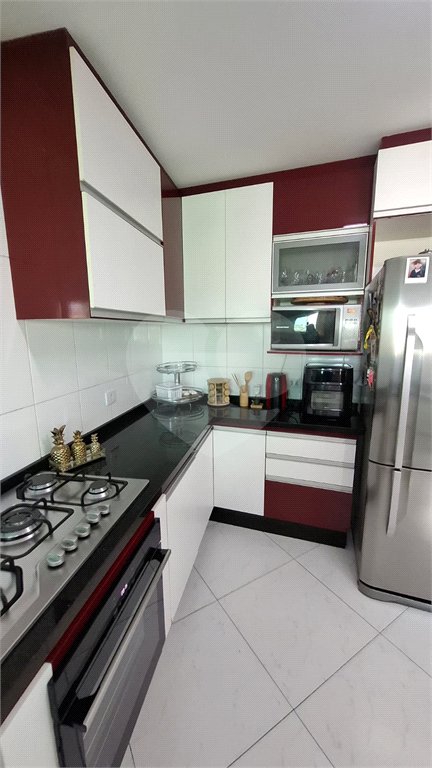 Sobrado à venda com 3 suítes em Vila Constança, São Paulo, SP