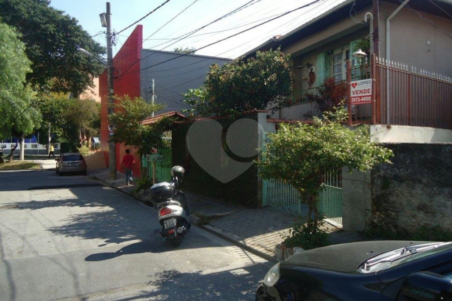 Casa Térrea à venda com 5 quartos, sendo 1 suíte, em Santana, São Paulo, SP