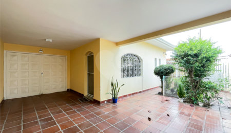 Casa Térrea à venda com 6 quartos, sendo 3 suítes,  em Instituto de Previdência, São Paulo, SP