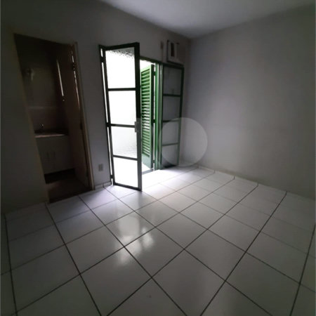 Sobrado à venda com 5 quartos, sendo 4 suítes, em Cidade Vista Verde, São José dos Campos, SP