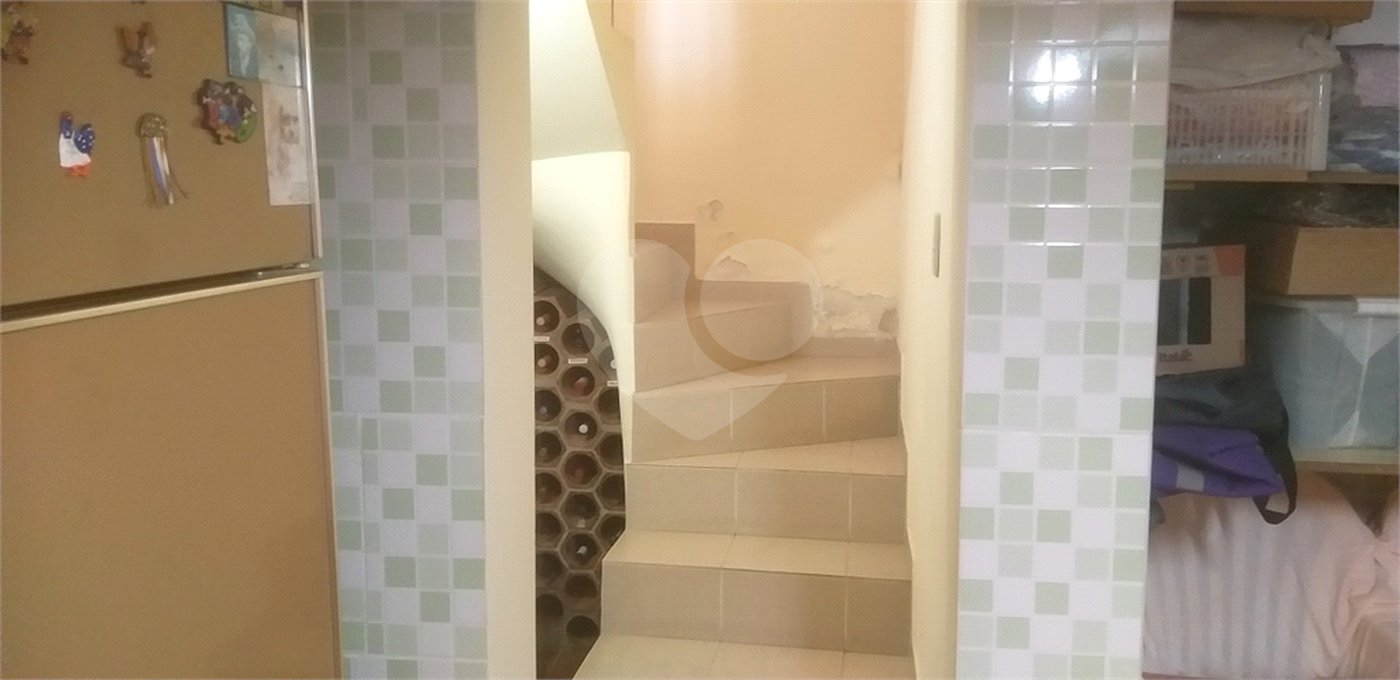 Casa à venda com 3 suítes em Parque Peruche, São Paulo, SP