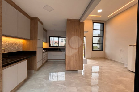 Casa à venda com 3 suítes no condomínio Vista Verde, Indaiatuba - SP