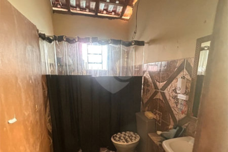 Casa à venda com 2 quartos em Vila Carvalho, Itapetininga, SP