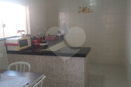 Sobrado à venda com 3 quartos, sendo 1 suíte, em Vila Gustavo, São Paulo, SP