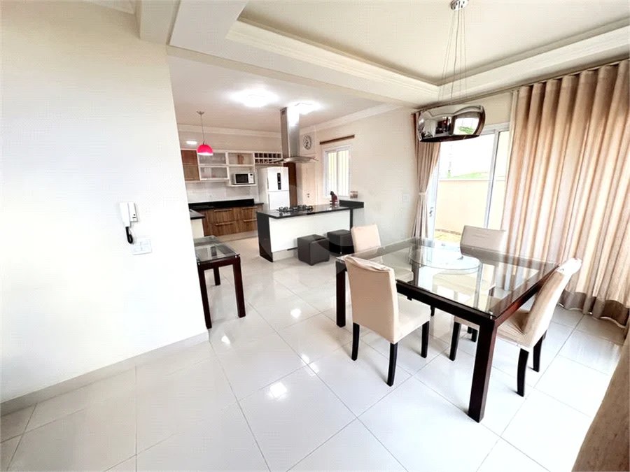 Casa à venda com 3 suítes em Parque Nova Suíça, Valinhos, SP