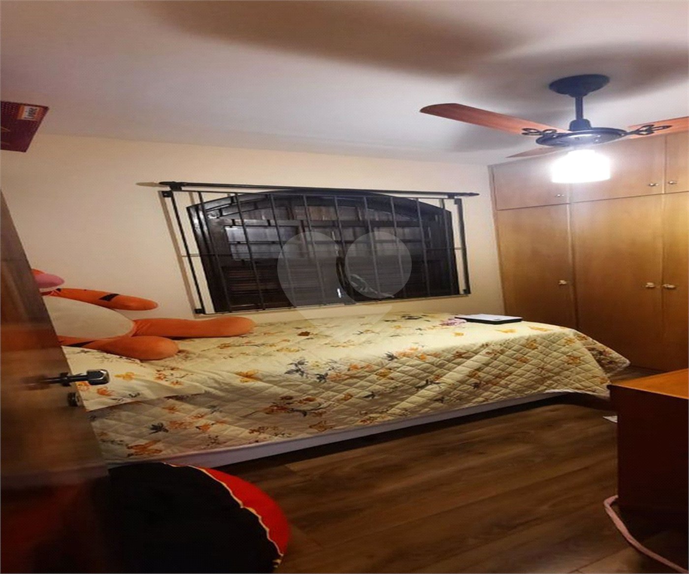 Sobrado à venda com 4 quartos, sendo 1 suíte, em Vila Marari, São Paulo, SP