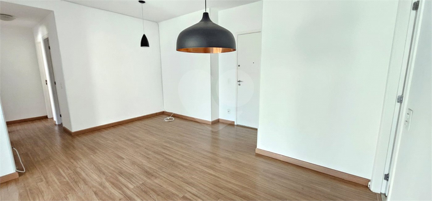 Apartamento à venda com 3 quartos, sendo 1 suíte, em Água Branca, São Paulo, SP