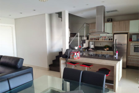 Casa à venda com 3 quartos, sendo 1 suíte, no condomínio Horto Florestal Iii, Sorocaba - SP