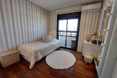 Apartamento à venda ou para alugar com 3 suítes em Perdizes, São Paulo, SP