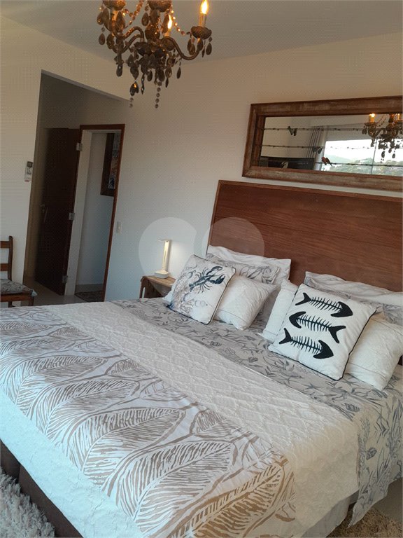 Casa à venda com 4 quartos, sendo 2 suítes,  em Albatroz, Armação dos Búzios, RJ