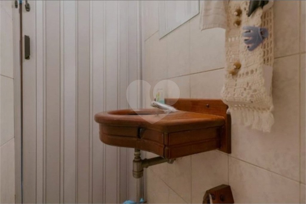 Sobrado à venda com 3 quartos, sendo 1 suíte, em Horto, São Paulo, SP