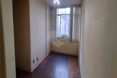 Apartamento à venda com 2 quartos em Praça da Bandeira, Rio de Janeiro, RJ