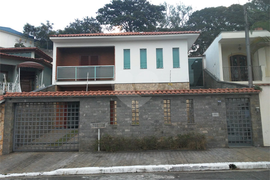 Sobrado à venda com 3 suítes em Tremembé, São Paulo, SP