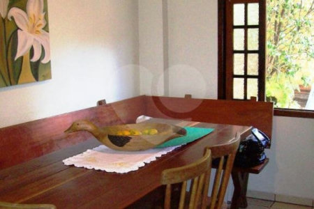 Sobrado à venda com 2 quartos, sendo 1 suíte, em Vila Vitório Mazzei, São Paulo, SP