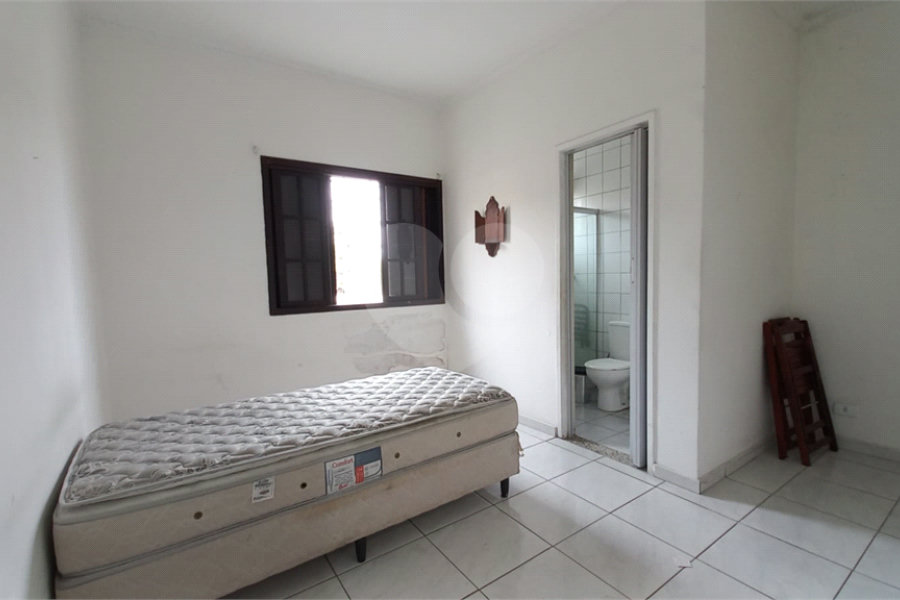 Casa Térrea à venda com 4 quartos, sendo 2 suítes, em Vila Gustavo, São Paulo, SP
