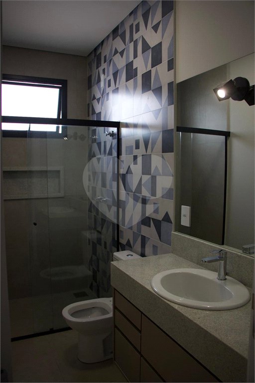 Casa à venda com 3 quartos, sendo 1 suíte, no condomínio Village Moutonee Salto, Salto - SP