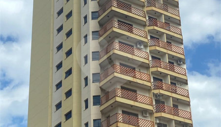 Apartamento à venda com 3 quartos, sendo 1 suíte, no Centro, Araraquara, SP