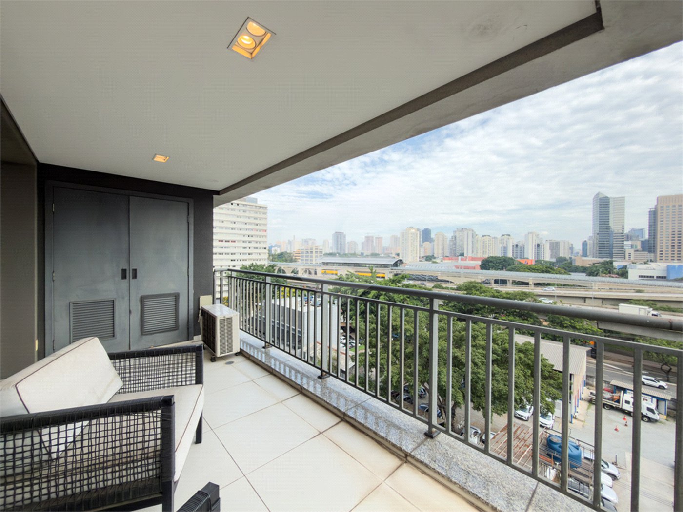 Apartamento à venda com 1 suíte em Cidade Monções, São Paulo, SP
