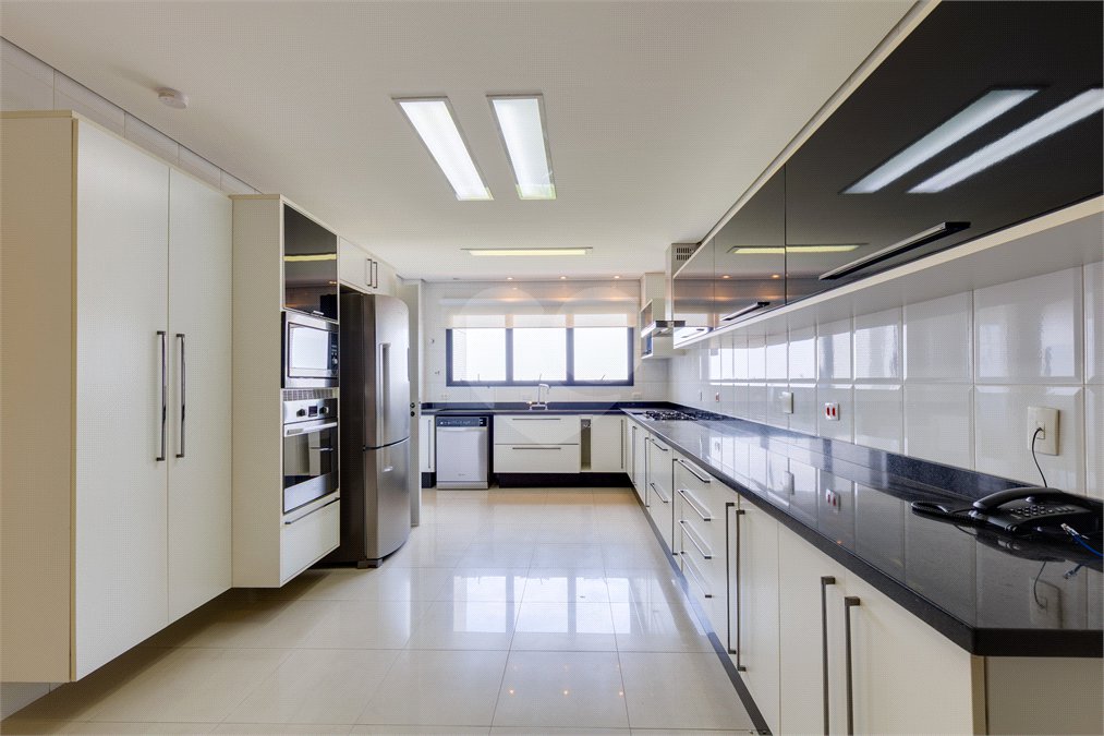 Apartamento à venda ou para alugar com 4 suítes em Jardim Marajoara, São Paulo, SP