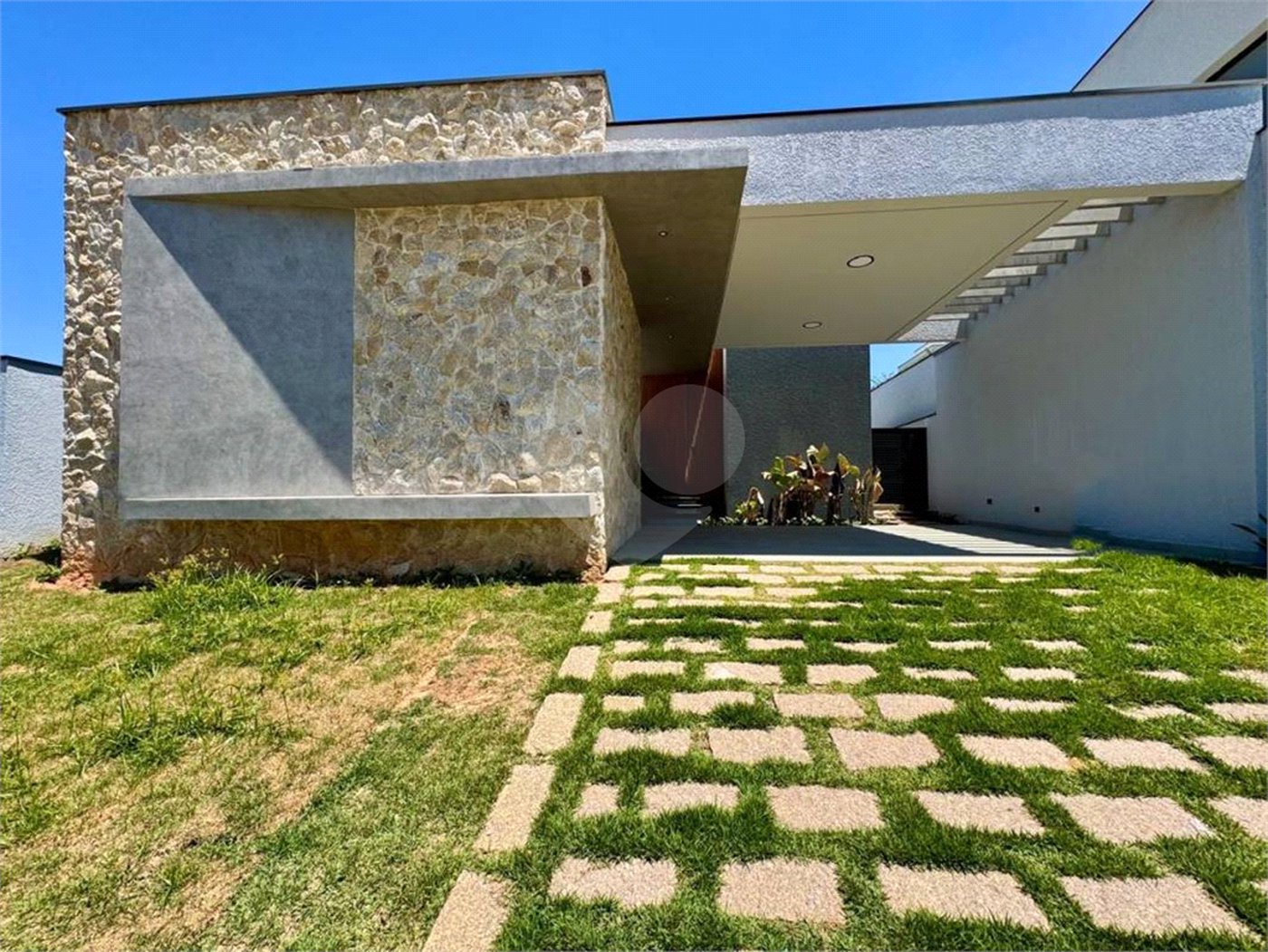 Casa à venda com 3 suítes no condomínio Alphaville Itu, Itu - SP
