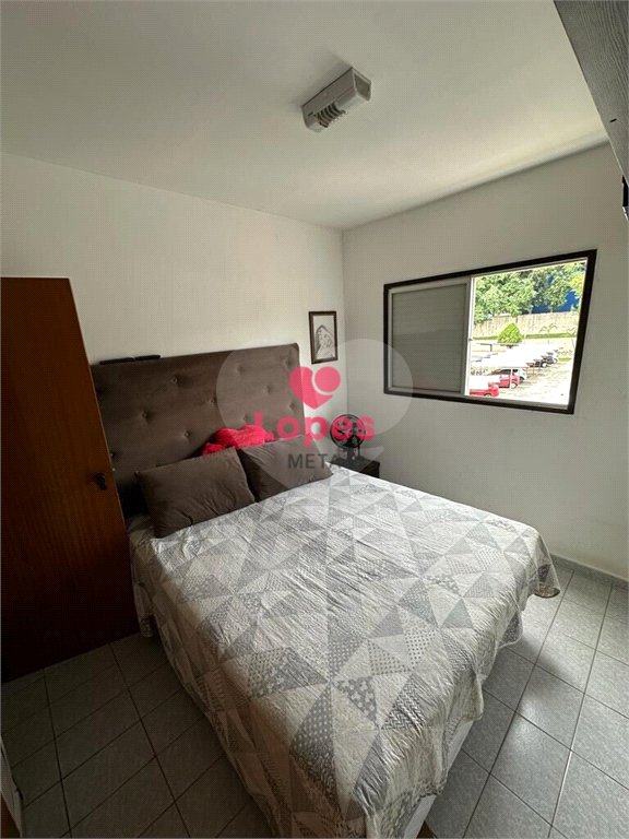 Apartamento à venda com 2 quartos em Vila Zizinha, São José dos Campos, SP