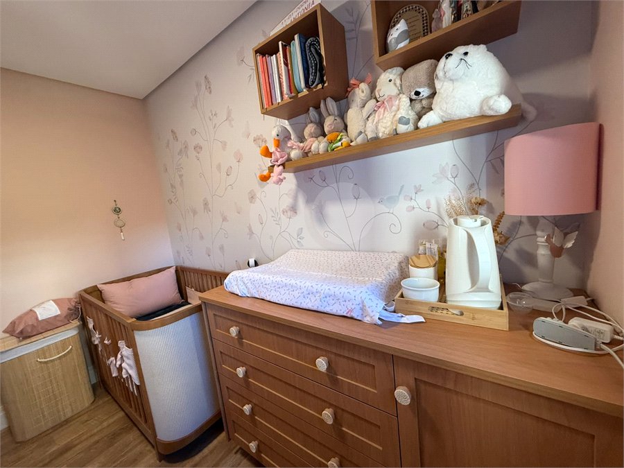 Apartamento à venda com 2 quartos, sendo 1 suíte,  em Jardim Leonor Mendes de Barros, São Paulo, SP
