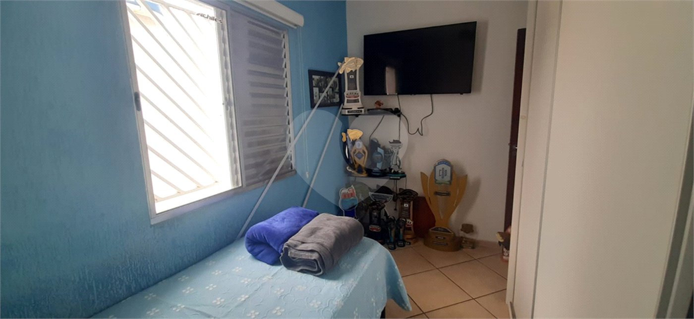 Sobrado à venda com 4 quartos, sendo 1 suíte,  em Tremembé, São Paulo, SP