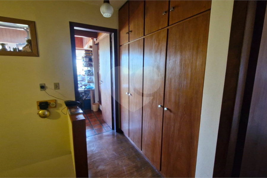 Sobrado à venda com 4 quartos, sendo 1 suíte, em Tremembé, São Paulo, SP
