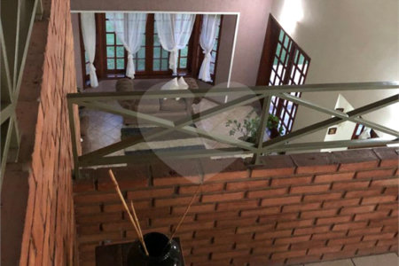 Casa à venda com 3 quartos, sendo 2 suítes, no condomínio Residencial Vivendas Piccolo Paese, Salto - SP
