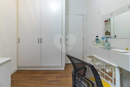 Casa à venda com 3 quartos, sendo 1 suíte, em Jardim Paulistano, São Paulo, SP