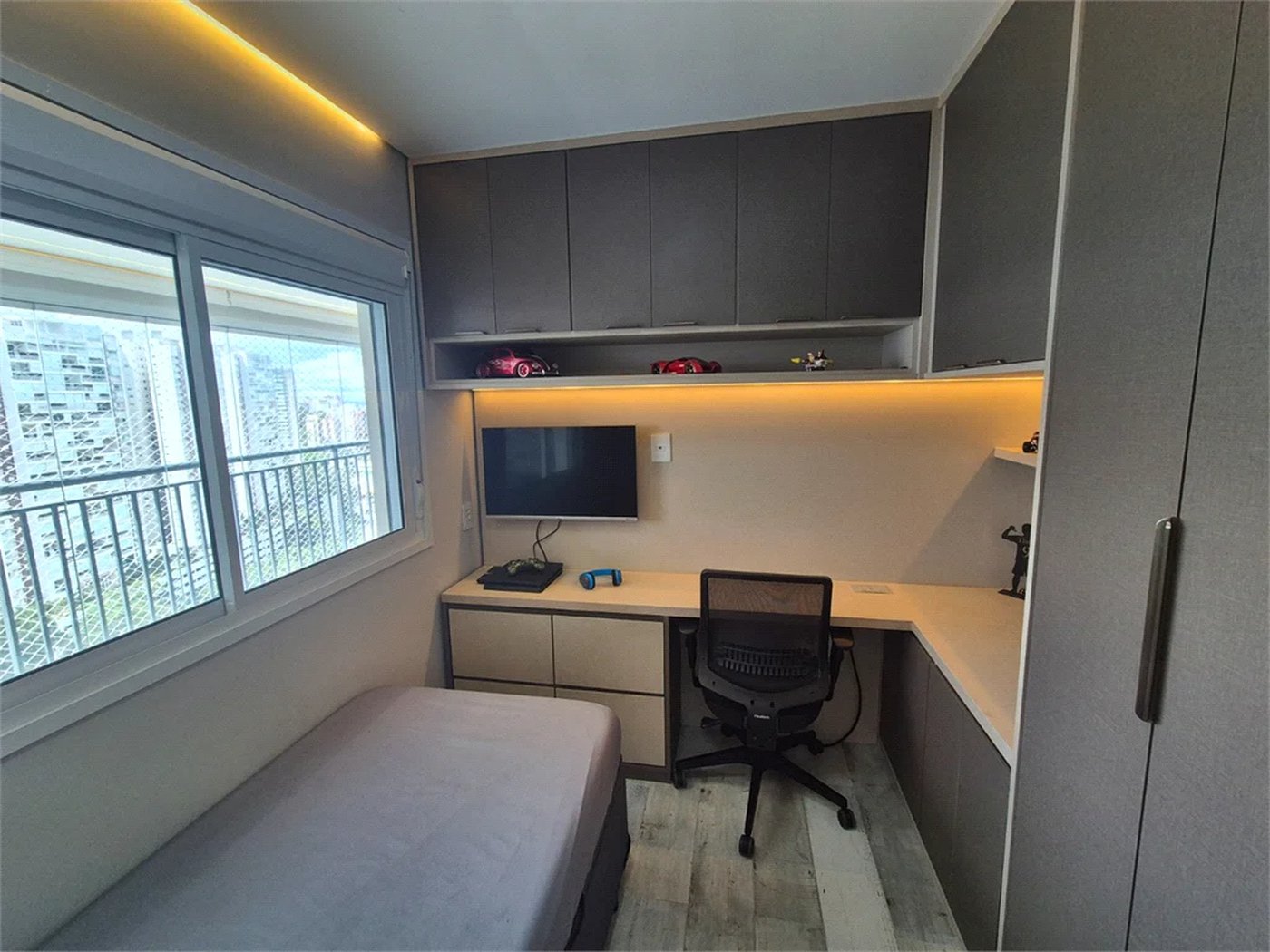 Apartamento à venda com 3 quartos, sendo 2 suítes,  em Jardim Caboré, São Paulo, SP