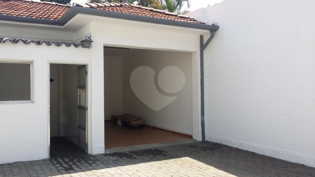 Casa à venda com 5 quartos, sendo 3 suítes, em Jardim Novo Mundo, São Paulo, SP