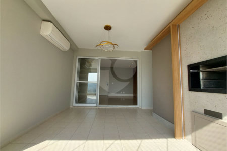 Apartamento à venda com 3 quartos, sendo 1 suíte, em Vila Leopoldina, São Paulo, SP