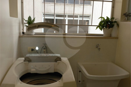 Apartamento à venda com 3 quartos, sendo 2 suítes, em Vila Mariana, São Paulo, SP