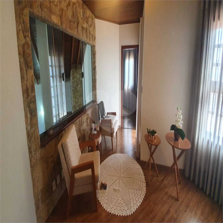 Casa à venda com 4 quartos, sendo 3 suítes, no condomínio Village Terras de Indaiá, Indaiatuba - SP