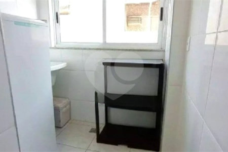 Cobertura à venda com 4 quartos, sendo 2 suítes,  em Algodoal, Cabo Frio, RJ